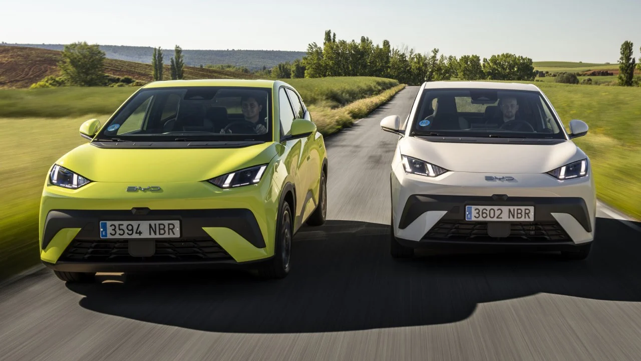 BYD tira la casa por la ventana con el Plan Auto+: hasta 13.525 euros de descuento y carencia hasta verano