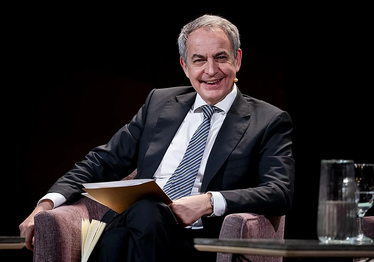 Zapatero llega a Caracas para reunirse con Delcy Rodríguez y el Gobierno se desmarca