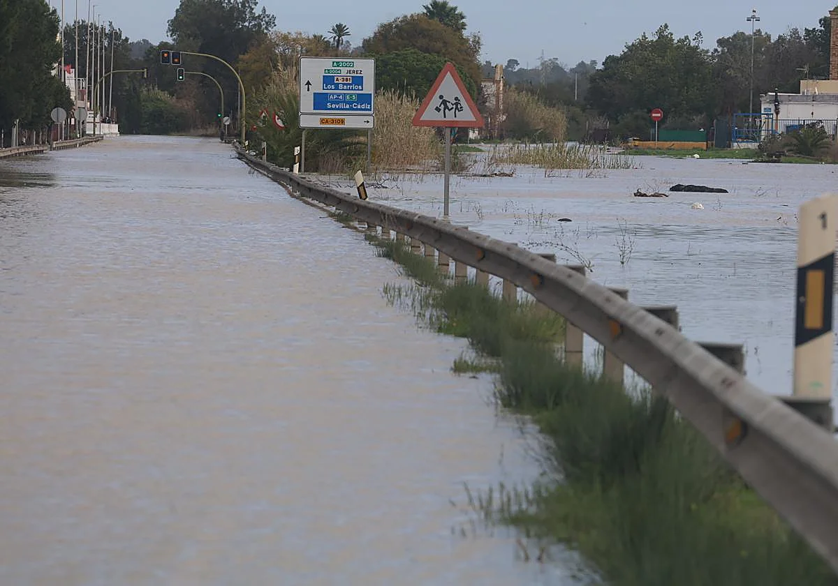 Una nueva borrasca con lluvias «muy abundantes» eleva la alerta en Andalucía
