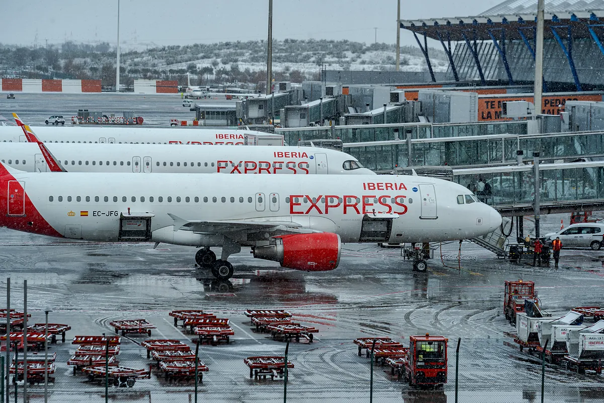 Las aerolíneas de IAG pierden cuota en Barajas y El Prat