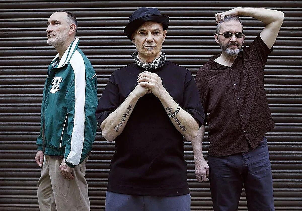 «Somos cronistas de una época y el amor ha hecho mella en nosotros y en las canciones»