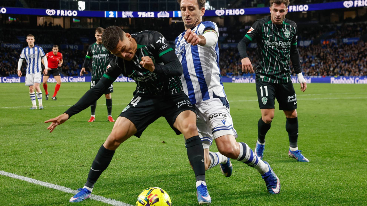 El Elche no levanta cabeza y hace saltar las alarmas