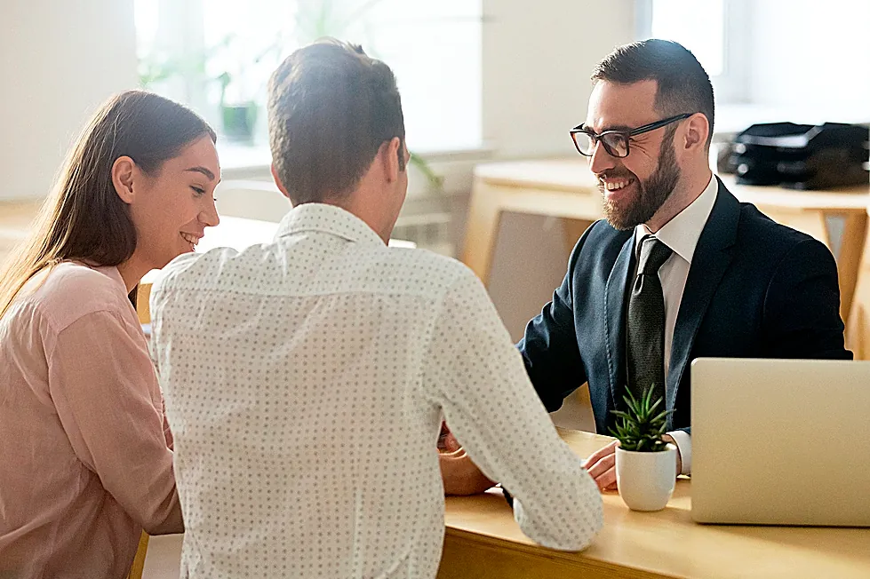 Los bancos pequeños suben la apuesta por los depósitos en todos los plazos