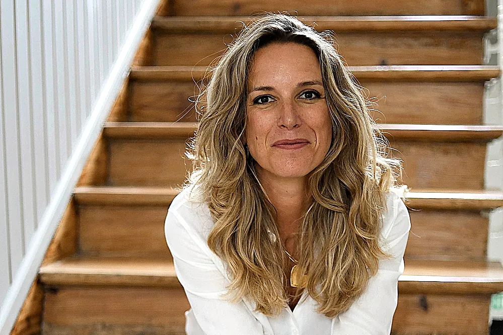 La bodeguera que abandonó Tesla y a Elon Musk para elaborar vino en Ribera del Duero