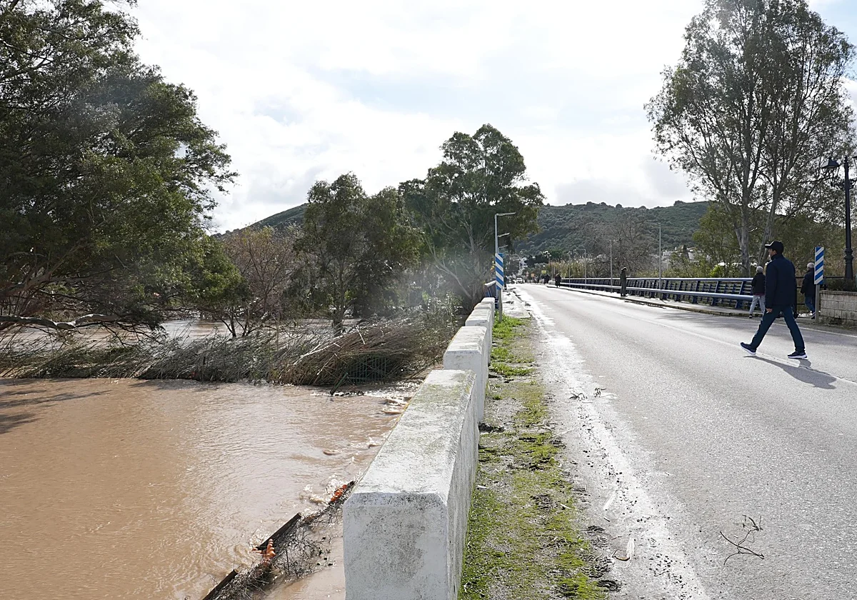 Secadero respira con cierto alivio y el operativo de emergencia activo al menos hasta el martes