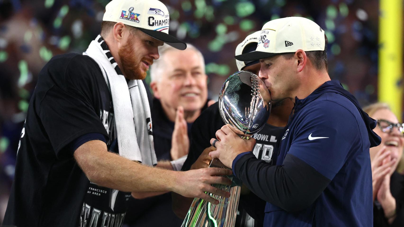Los Seattle Seahawks destrozan a los Patriots en la Super Bowl de Bad Bunny