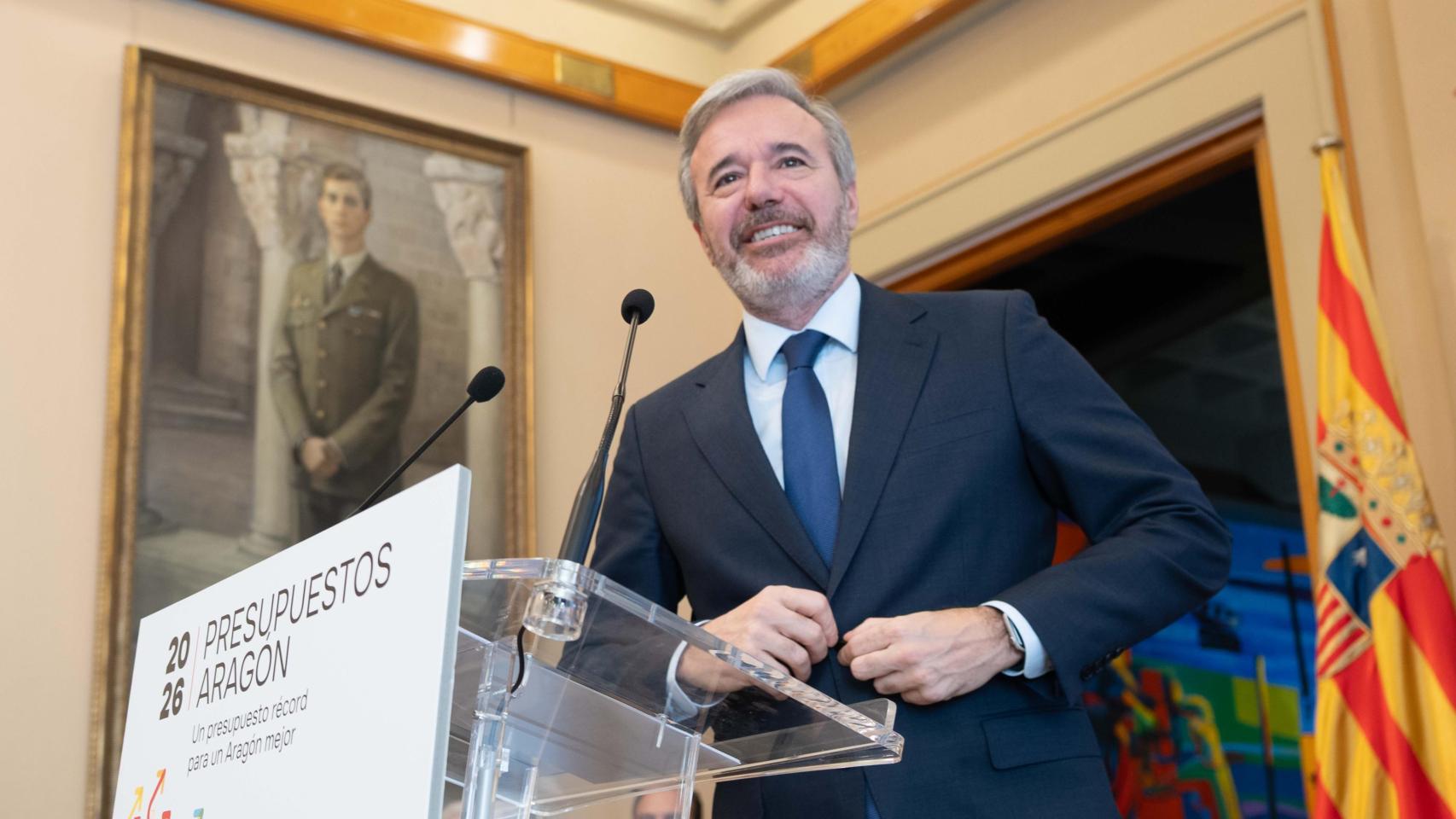 Azcón se da una prórroga de dos semanas para negociar con Vox el Presupuesto: si no hay pacto, Aragón irá a votar en febrero