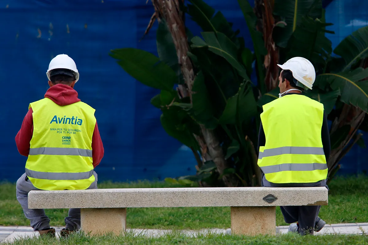 El absentismo golpea a la construcción: más de 70.000 trabajadores faltan cada día