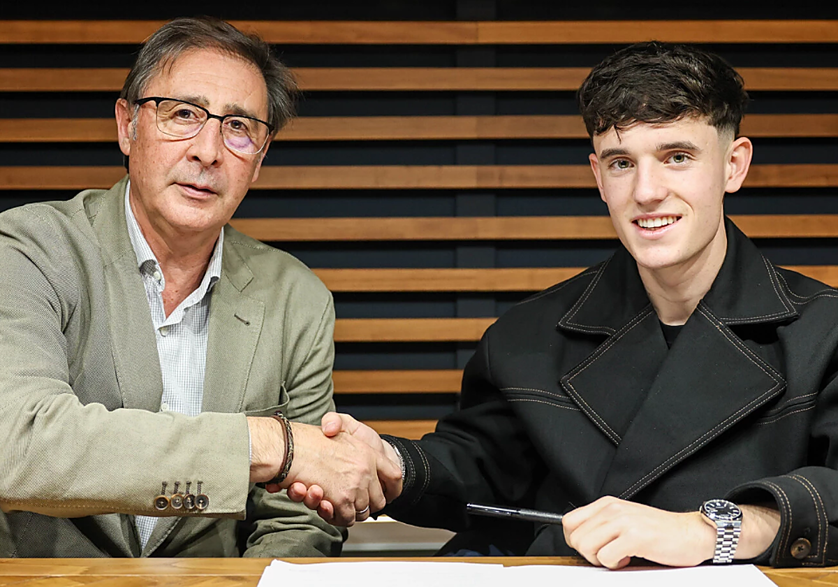 Aarón Ochoa, renovado hasta 2029