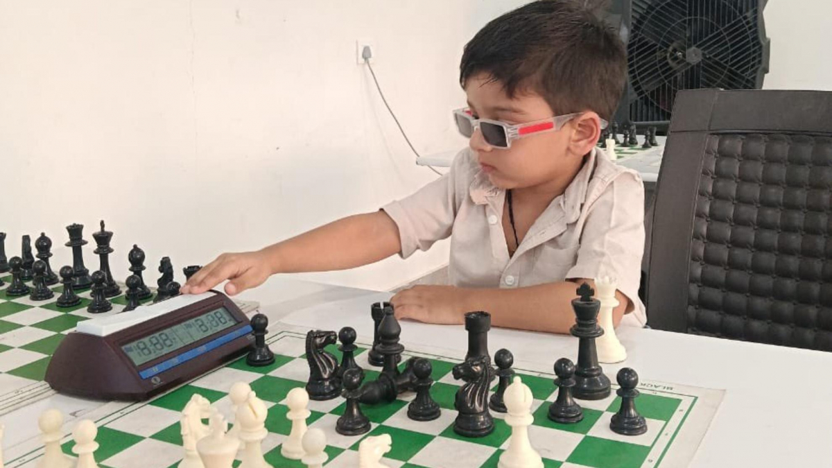 Un niño de 3 años se convierte en el jugador más joven de la historia en tener ranking FIDE