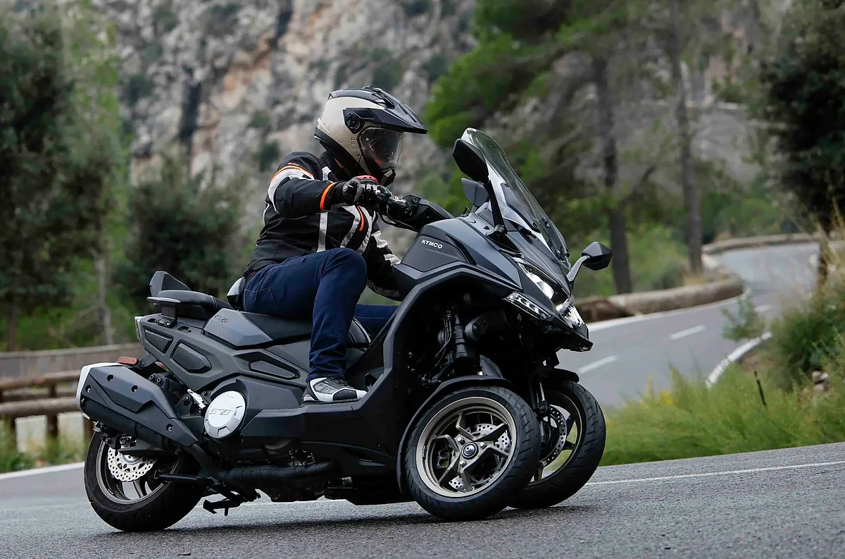 Kymco CV3, la excusa perfecta si tiene carné de coche... para dejarlo en casa