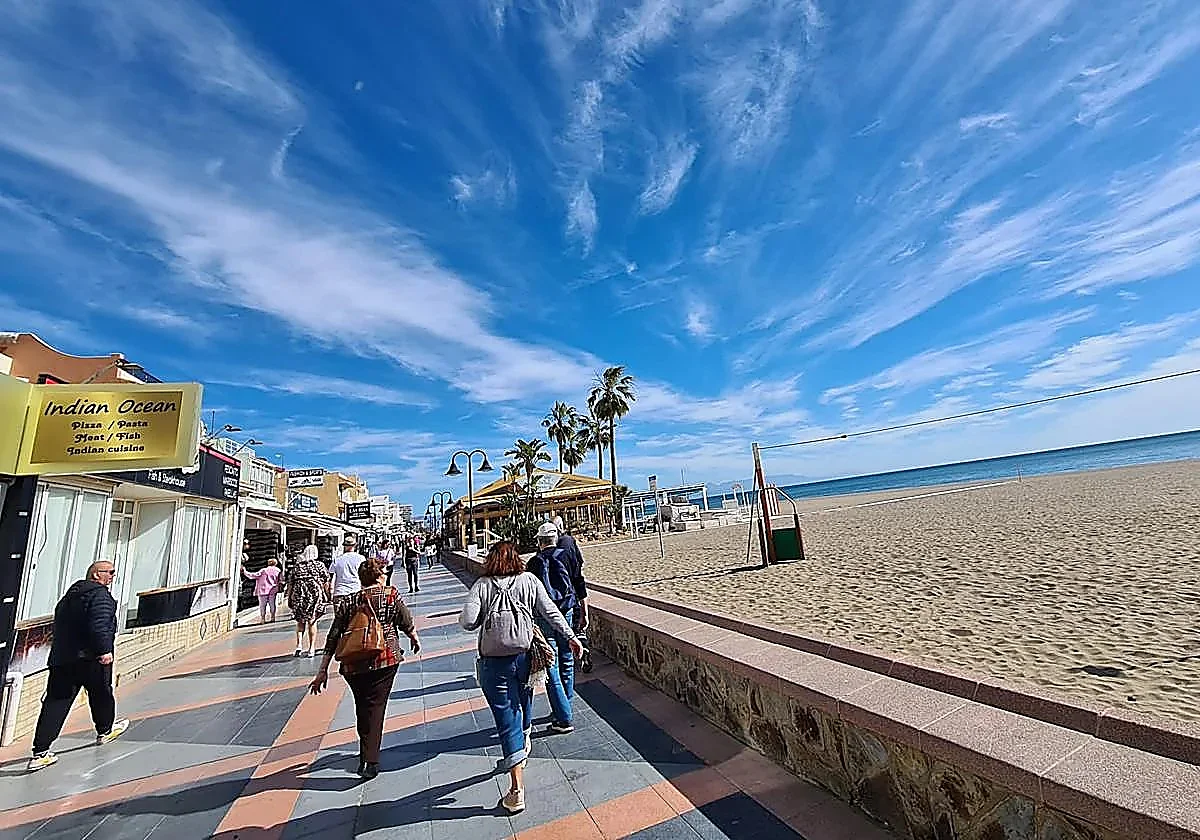 Torremolinos instalará un punto de información turística con IA en La Carihuela