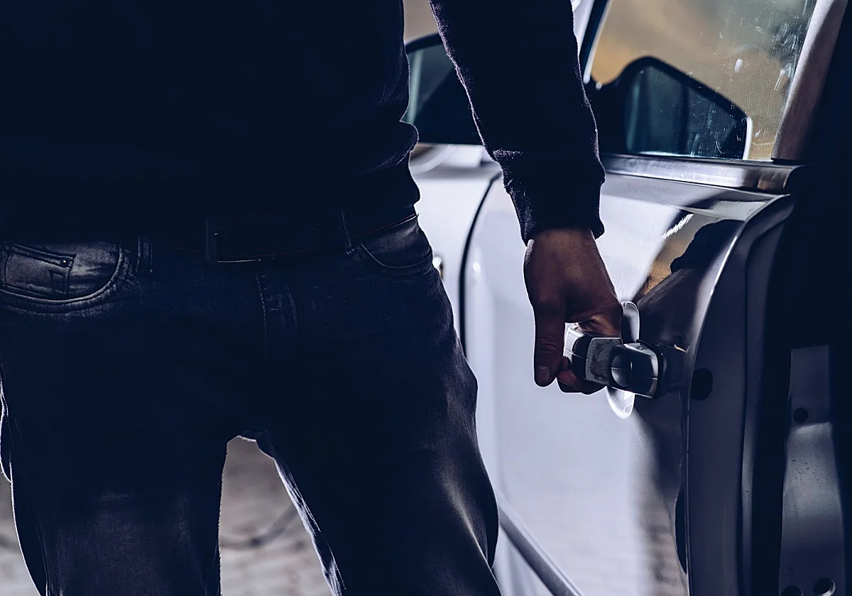 Estas son las técnicas que usan los «cacos» para robar coches en España