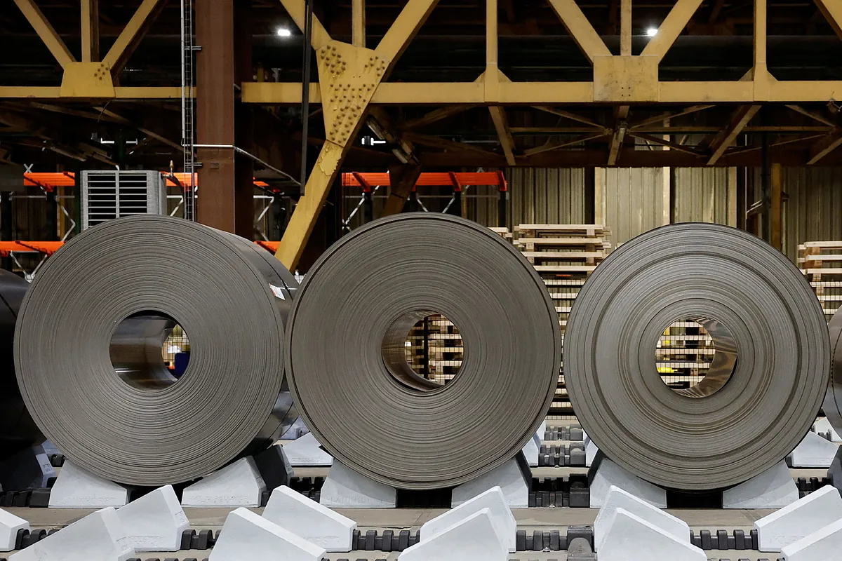 ArcelorMittal amplía su rally: "el acero es el nuevo cemento"