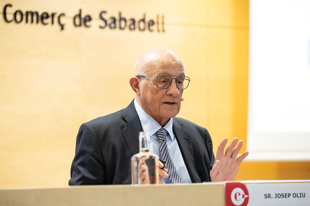 Oliu arropa a Armengol y cree que el precio de la acción de Sabadell es bajo