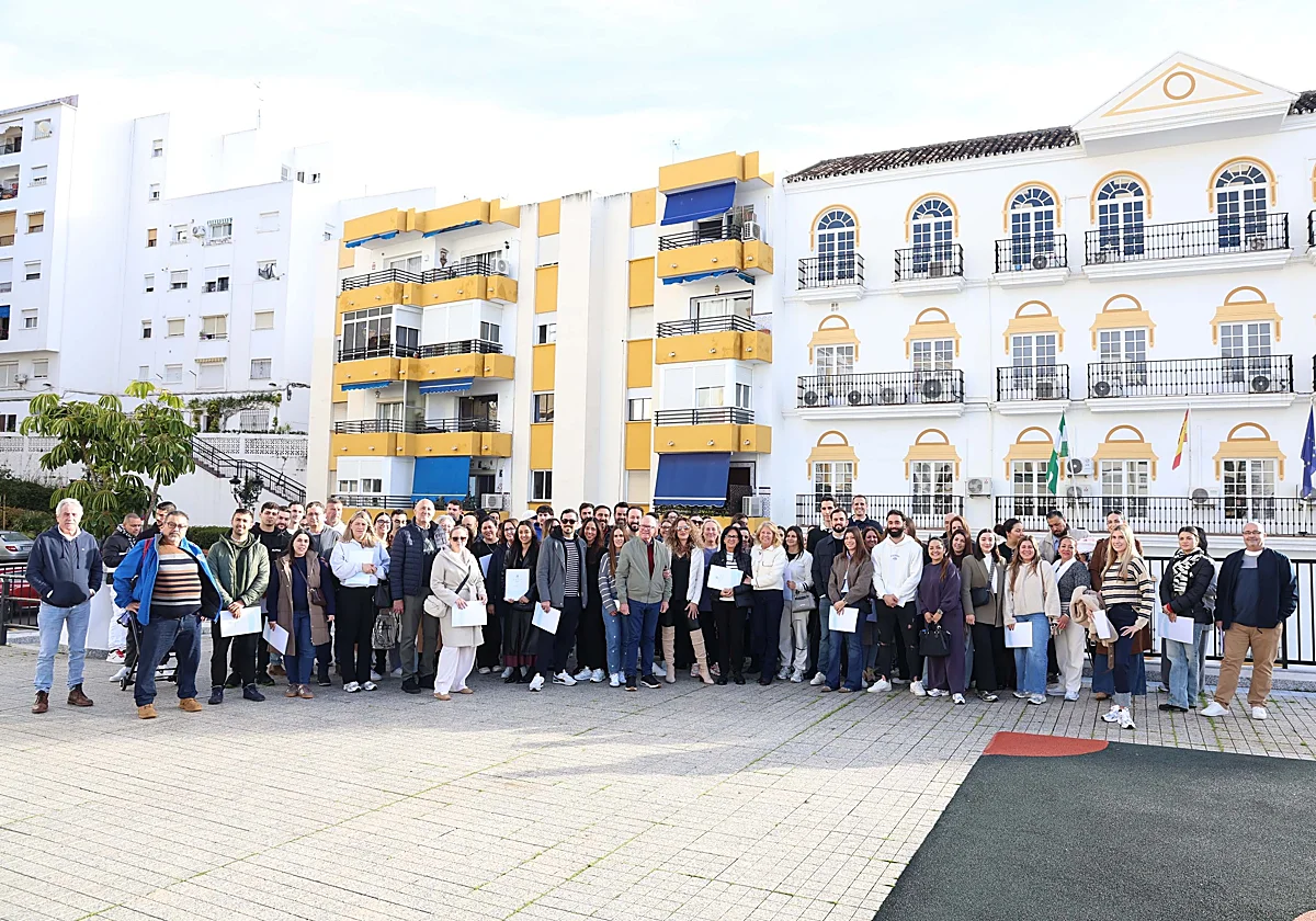 El Ayuntamiento formaliza la adjudicación de la promoción de 84 VPO en San Pedro Alcántara