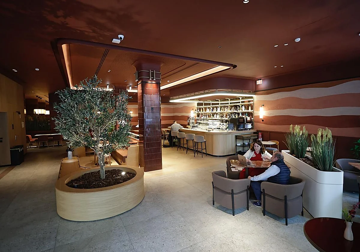 Reabre el hotel de Plaza de Toros Vieja que cerró en Málaga a los tres meses de su inauguración