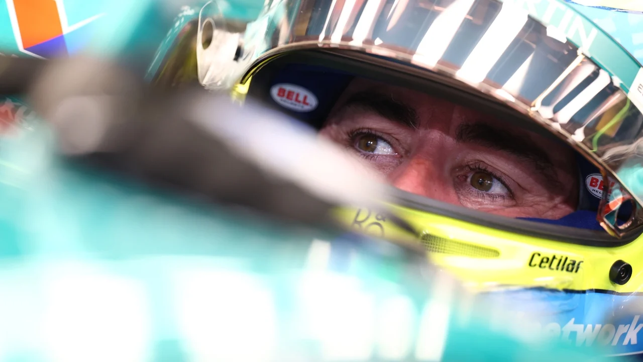 Alonso reclama atención tras una demostración más con el Aston Martin: “Estas cronos, para quien las quiera ver, están fuera de la norma”