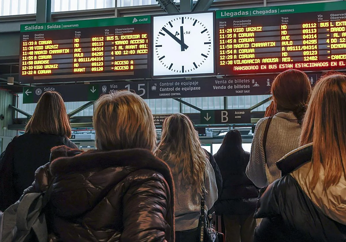 Los retrasos se disparan tras Adamuz: solo el 50% de los AVE llegaron puntuales en enero