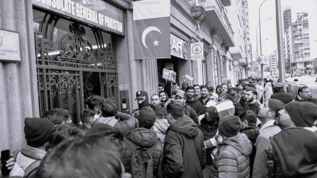 La regularización de Sánchez: un coladero de delincuentes