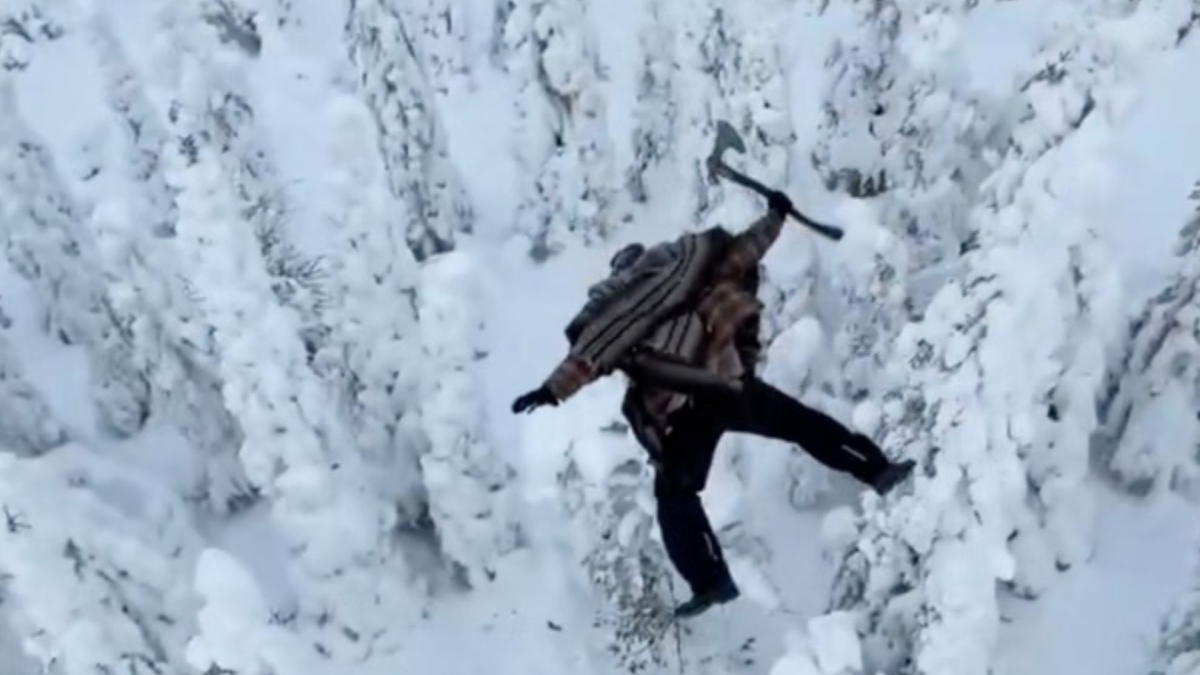 Un streamer salta desde 20 metros en un directo para probar si puede sobrevivir