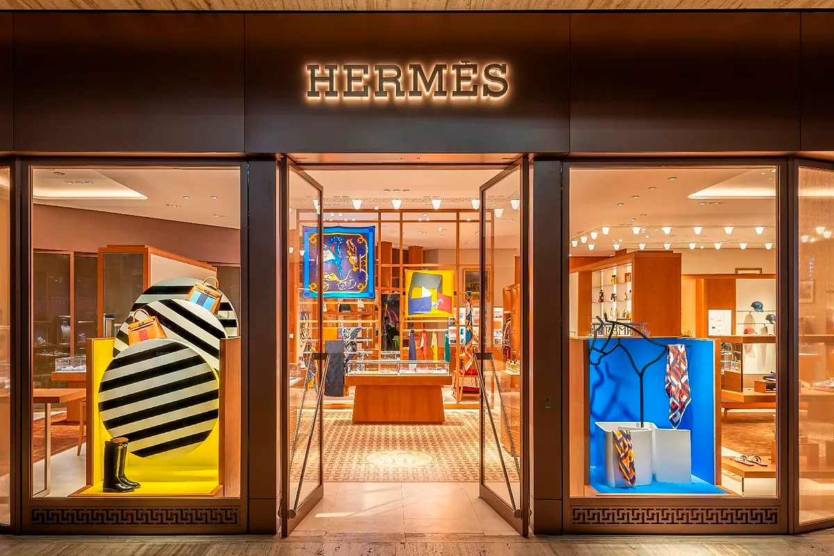 Las ventas de Hermès se disparan por la fuerte demanda en EEUU