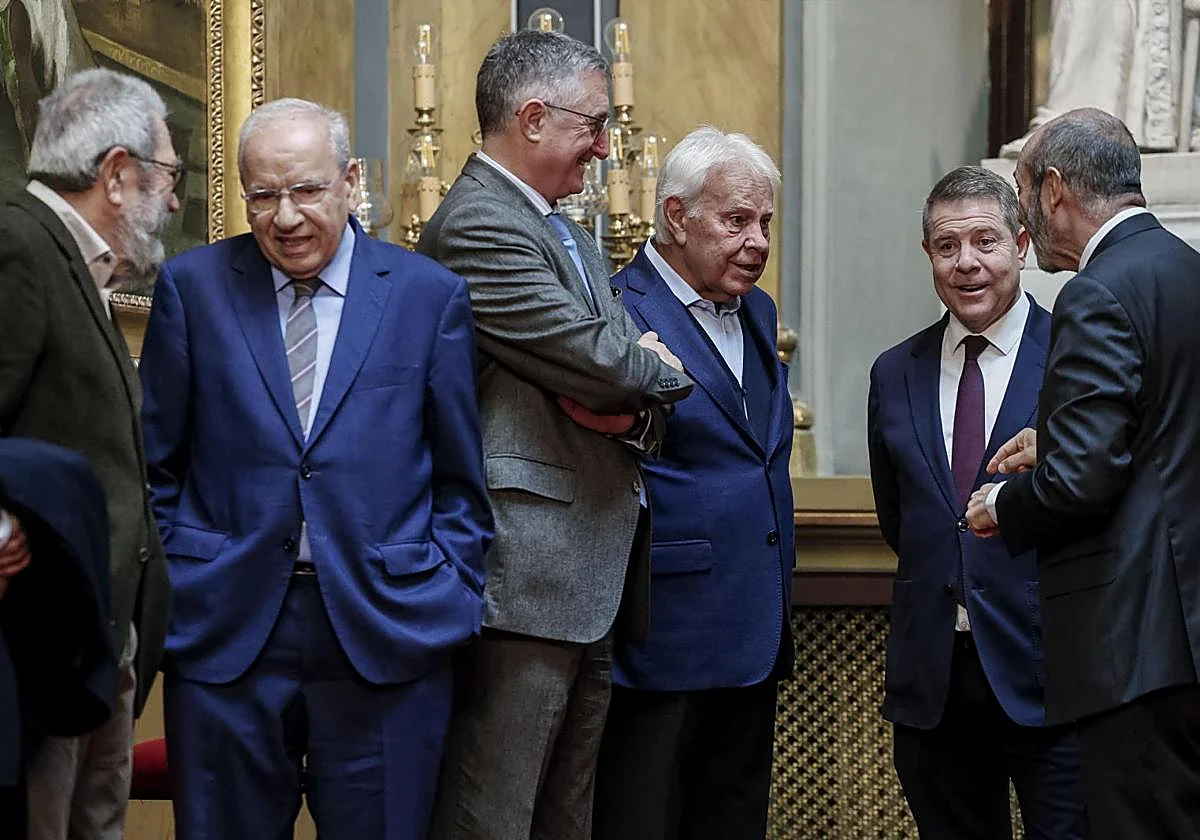 Page tras los resultados de Aragón: «No puede ser que se hunda la infantería para que siga existiendo el cuartel general»