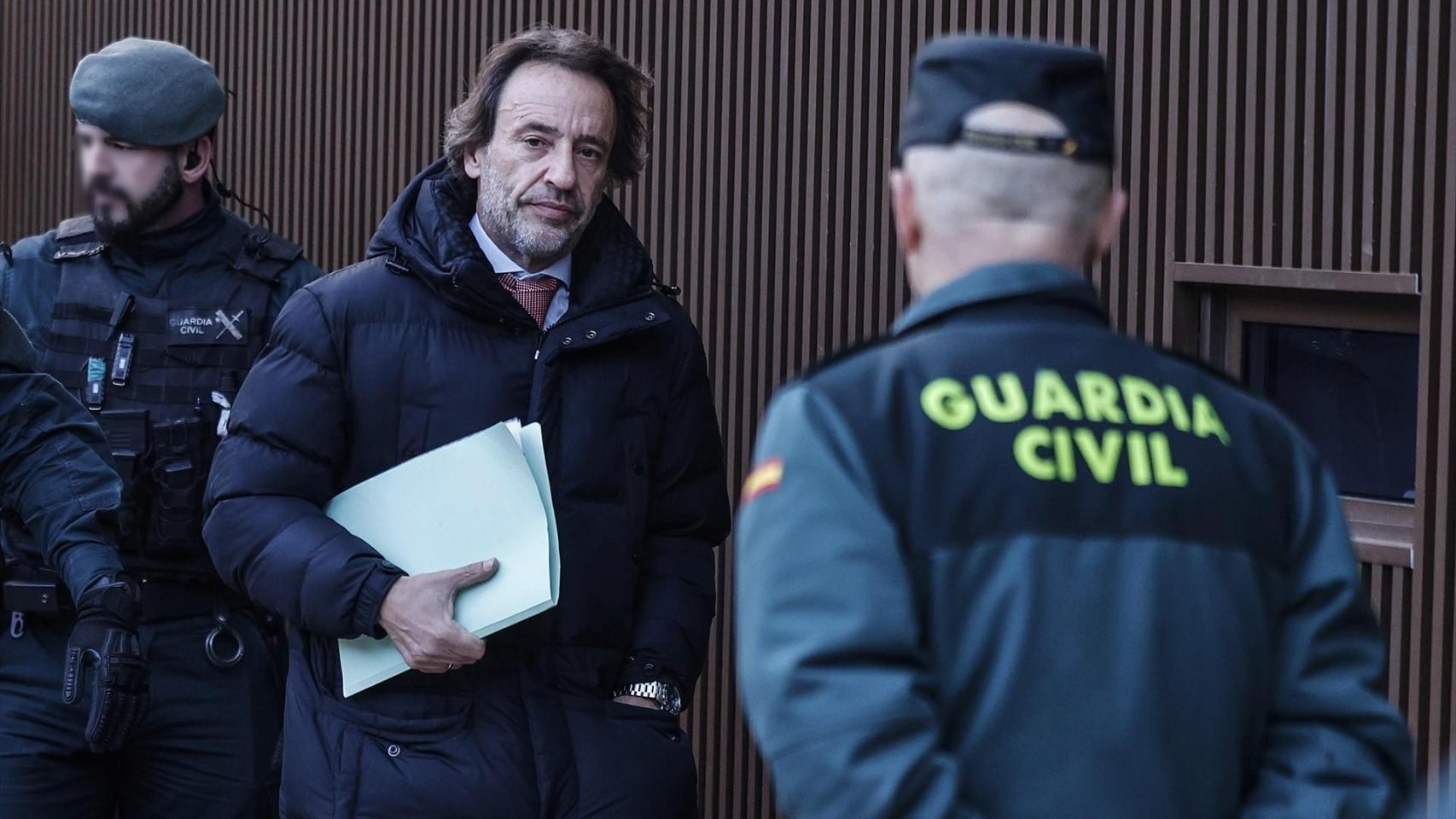 La Guardia Civil traslada a la jueza que para recuperar los WhatsApp de Cuenca necesitan una comisión rogatoria a EEUU