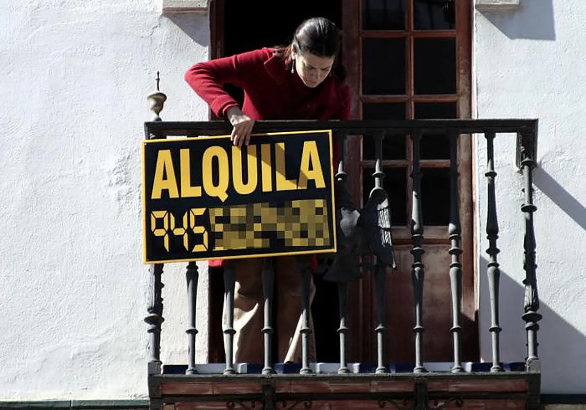 El Gobierno baraja penalizar en la renta a los caseros que suban los precios del alquiler