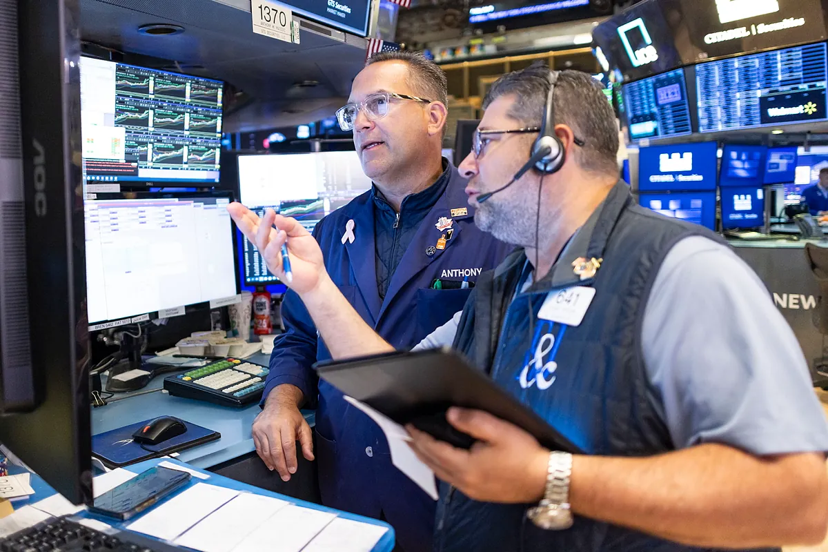 Wall Street busca a la próxima víctima de la amenaza de la IA para los empleos de oficina