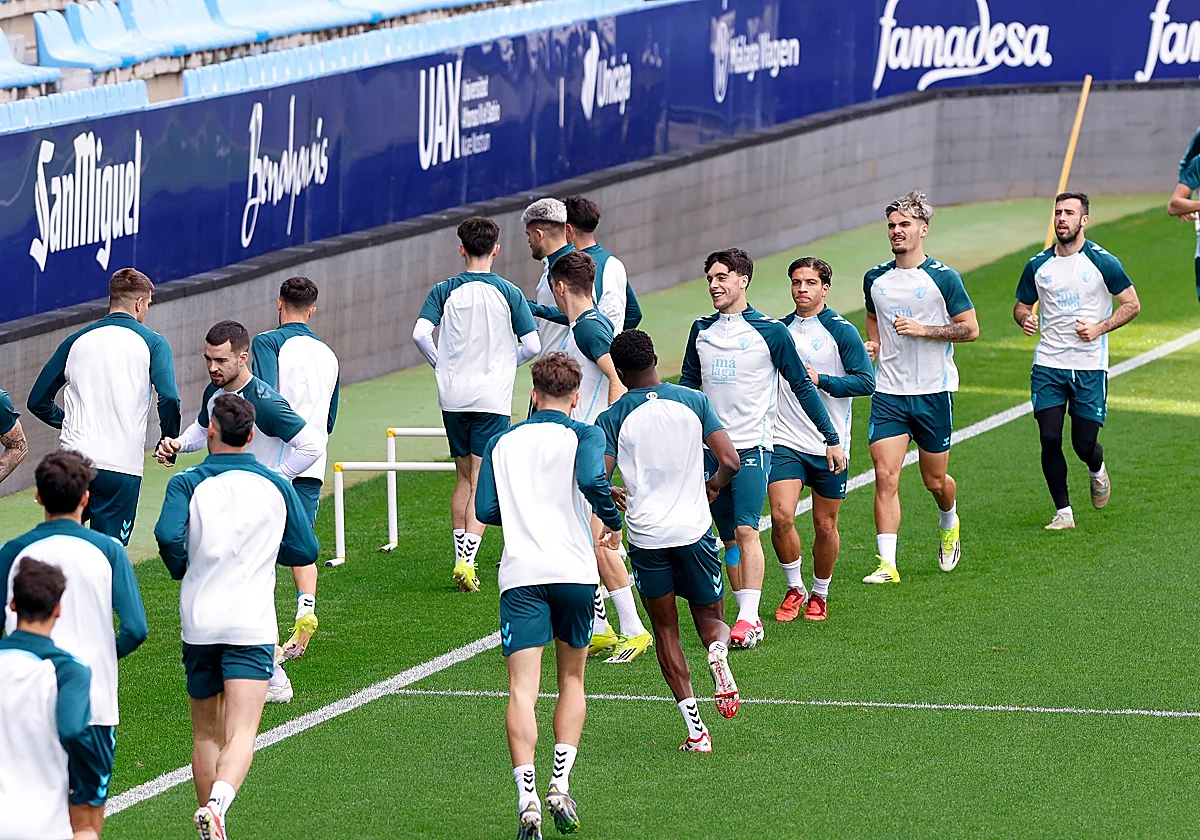 Dani Lorenzo se entrena parcialmente a cuatro días para el partido frente a la Real Sociedad B
