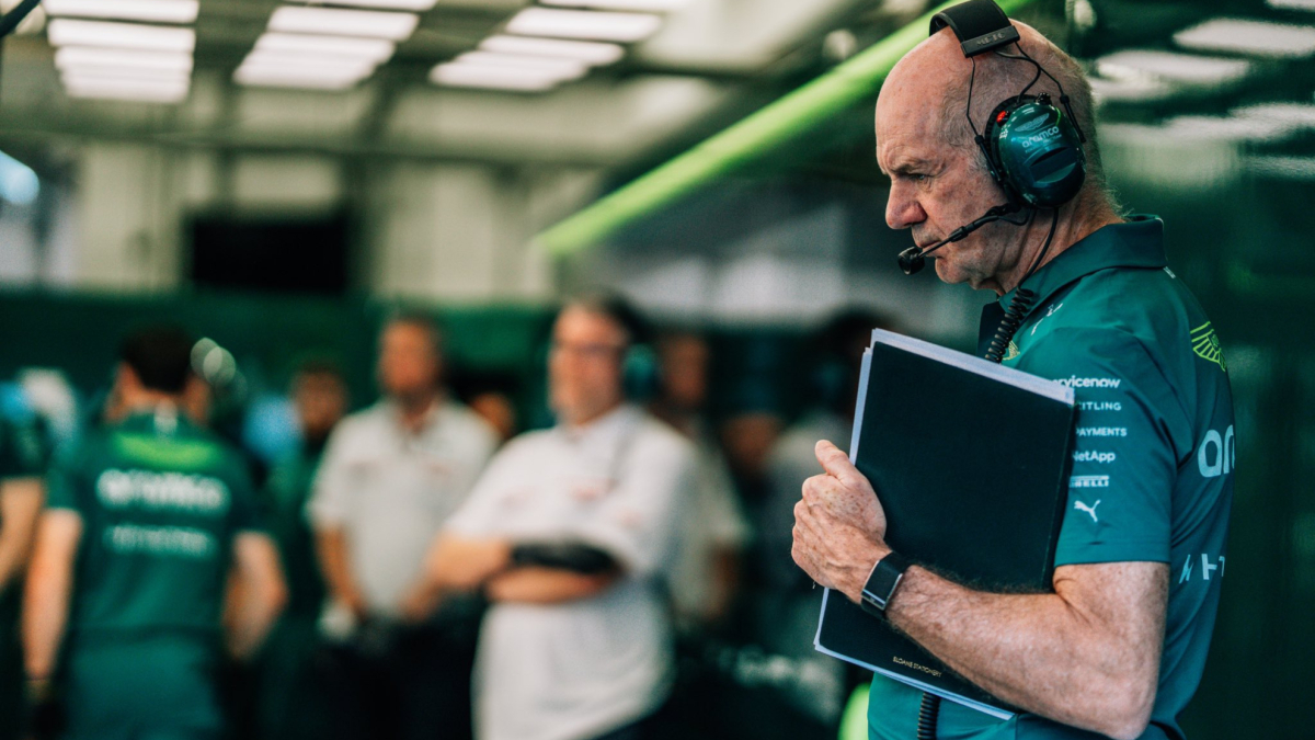 Red Bull lanza una pulla al Aston Martin diseñado por Newey