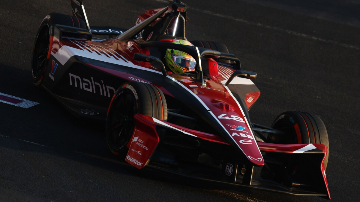 Edo Mortara se lleva la pole en Jeddah, donde Pepe Martí tendrá que remontar