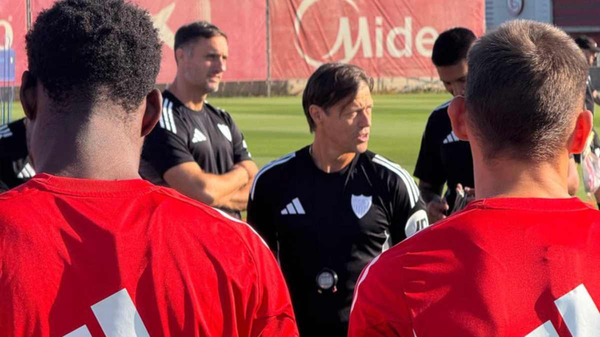 Almeyda repite lista ante el Alavés con la única salida del lesionado Oso