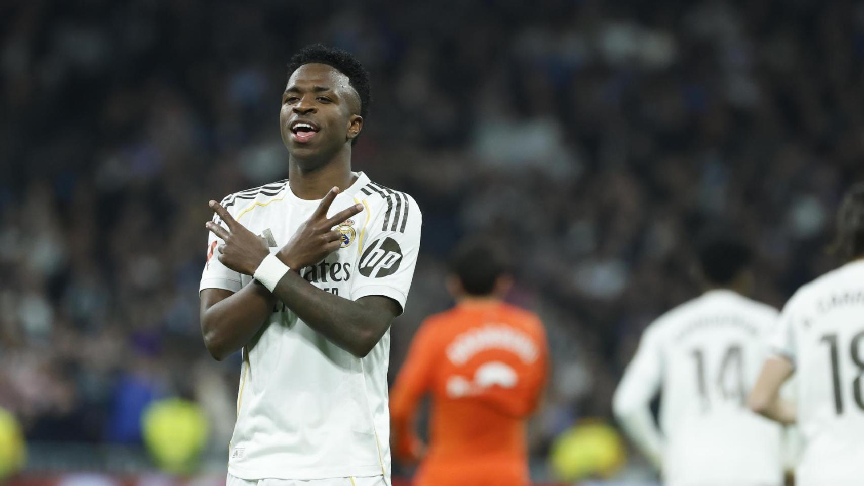 El Madrid recupera la chispa en la noche de San Valentín: desactiva la racha de la Real y duerme líder de La Liga