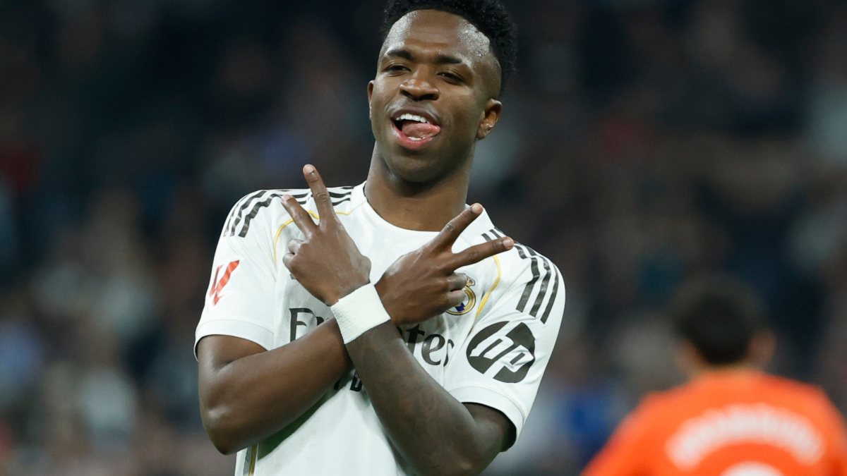 Cuatro sobresalientes