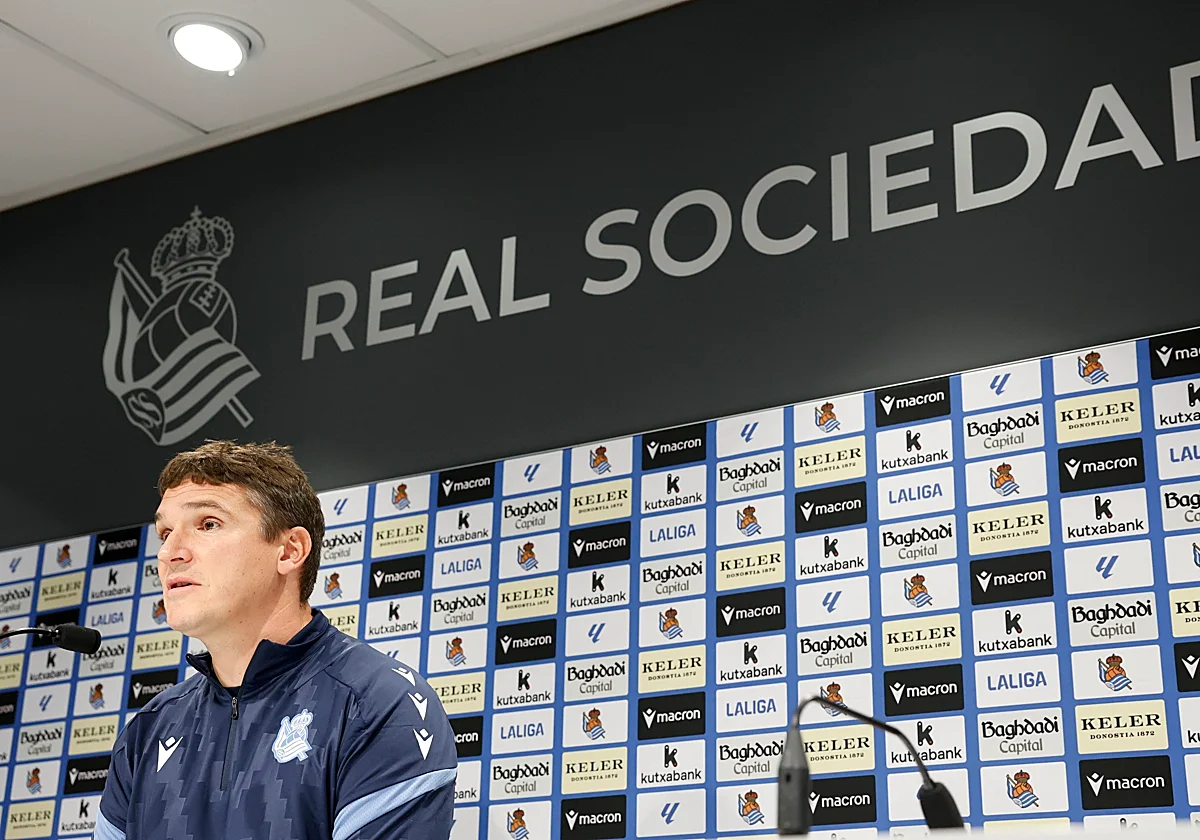 Ansotegi: «Siempre queremos tener el balón, pero contra el Málaga seguramente será muy difícil»