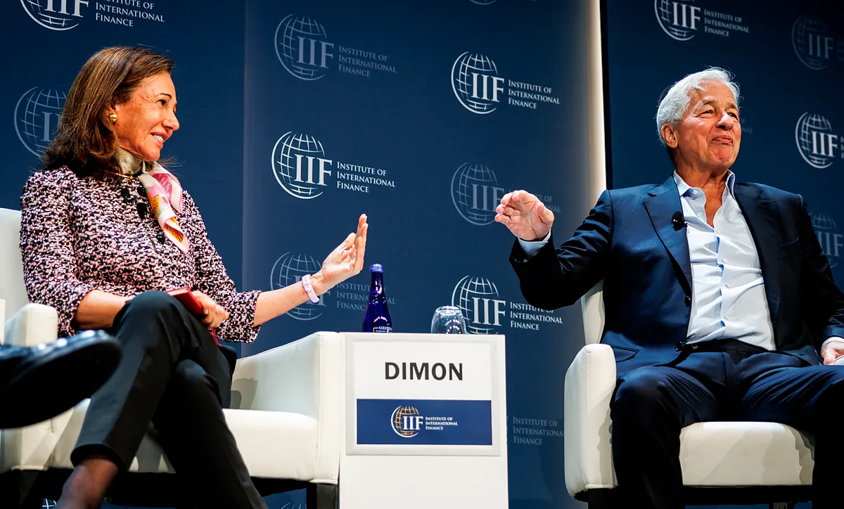 Santander pugna con JPMorgan por controlar el mercado de bonos en Latinoamérica