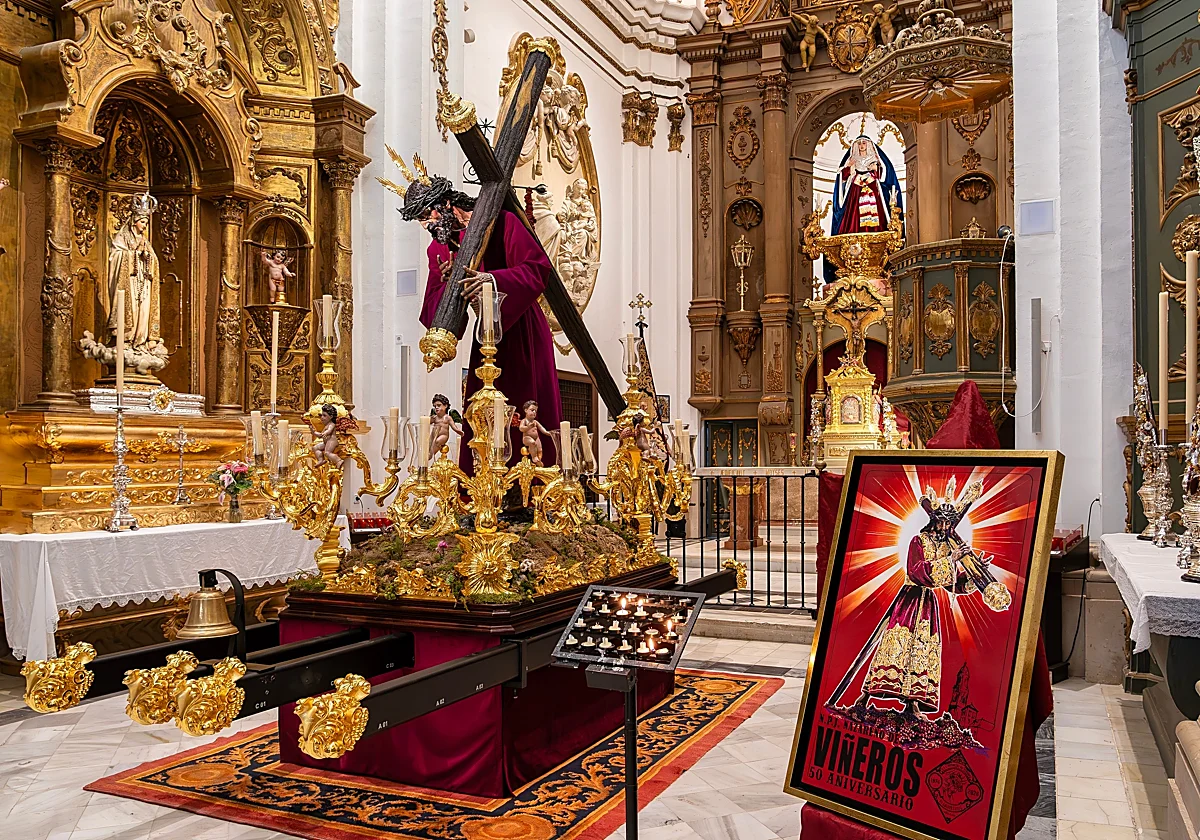 El vía crucis de la Agrupación, presidido por el Nazareno de Viñeros, abre la cuaresma en Málaga