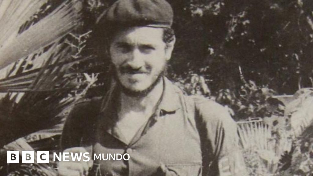 Quién fue Camilo Torres, el "cura guerrillero" del ELN en Colombia cuyos restos fueron entregados 60 años después de su muerte en combate
