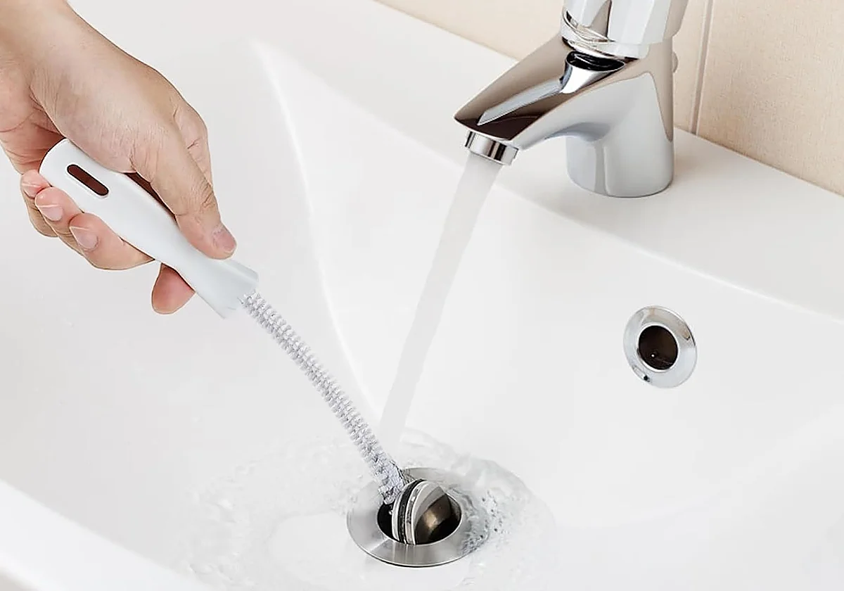 Estos son los mejores desatascadores de tuberías domésticas para que no tengas que llamar al fontanero
