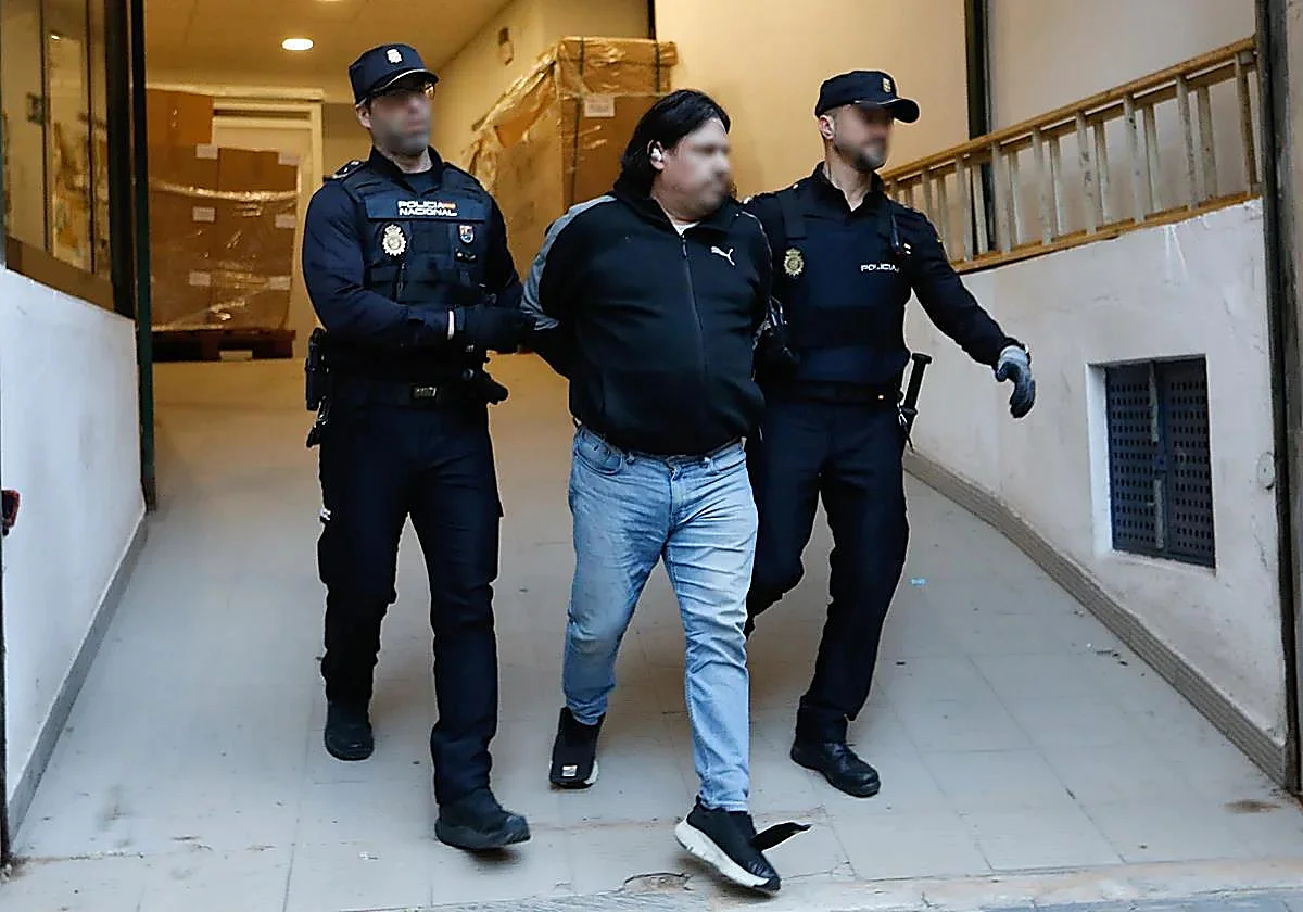 La mujer secuestrada en Murcia asegura que su captor la sedaba y maquillaba para ocultar las palizas