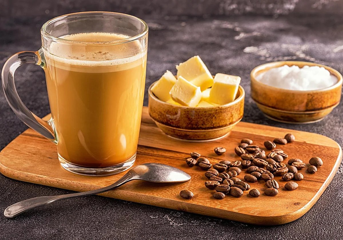 Café con mantequilla, el desayuno de moda para... ¿adelgazar?