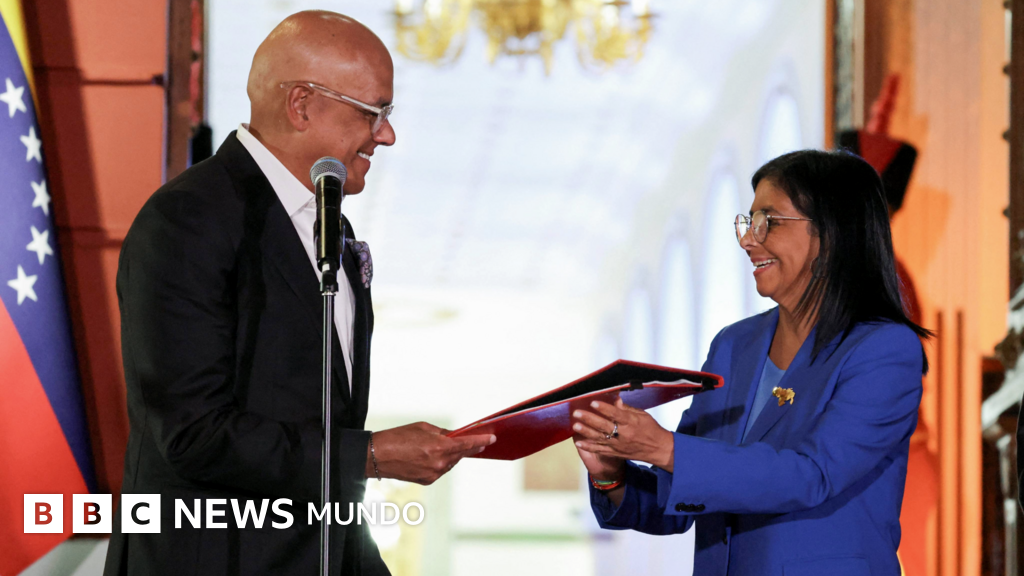 La Asamblea Nacional de Venezuela aprueba por unanimidad una ley de amnistía que organizaciones de derechos humanos consideran limitada