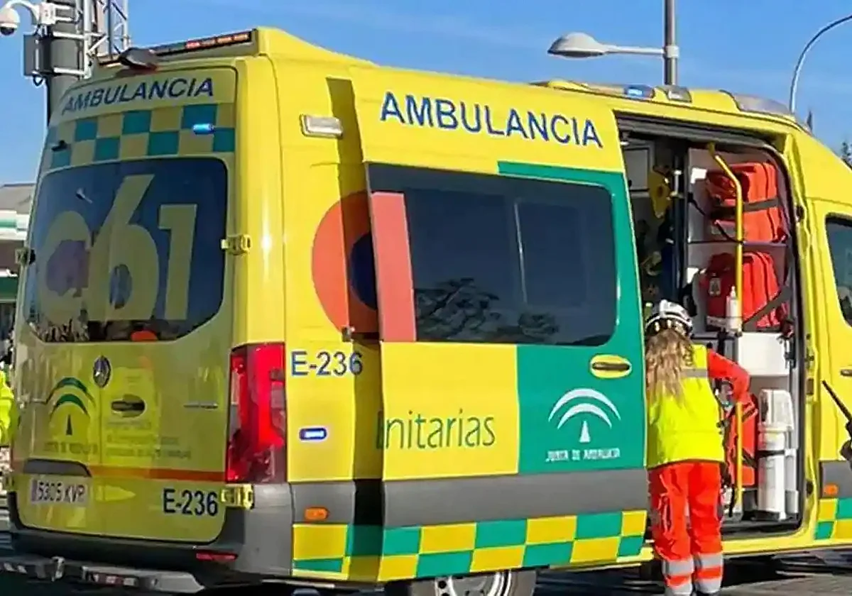 Un trabajador sufre quemaduras en todo el cuerpo tras explotar una tubería en un hotel de Torremolinos