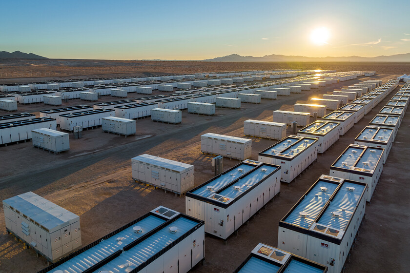 La última pieza del puzzle renovable ya encaja: el precio de las baterías de almacenamiento ha llegado a su mínimo