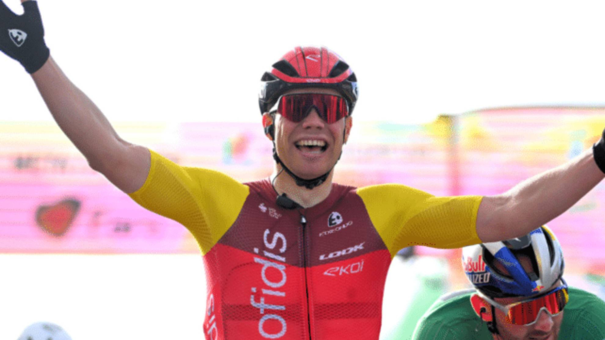De Jonathan Milan en UAE a Milan Fretin en Andalucía: el del Cofidis se impone en el sprint en Lopera