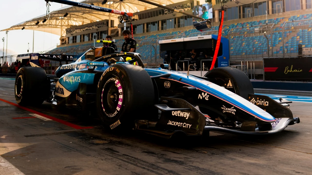 Williams admite compartir temores con Aston Martin; la diferencia es que tiene a Mercedes como aliado