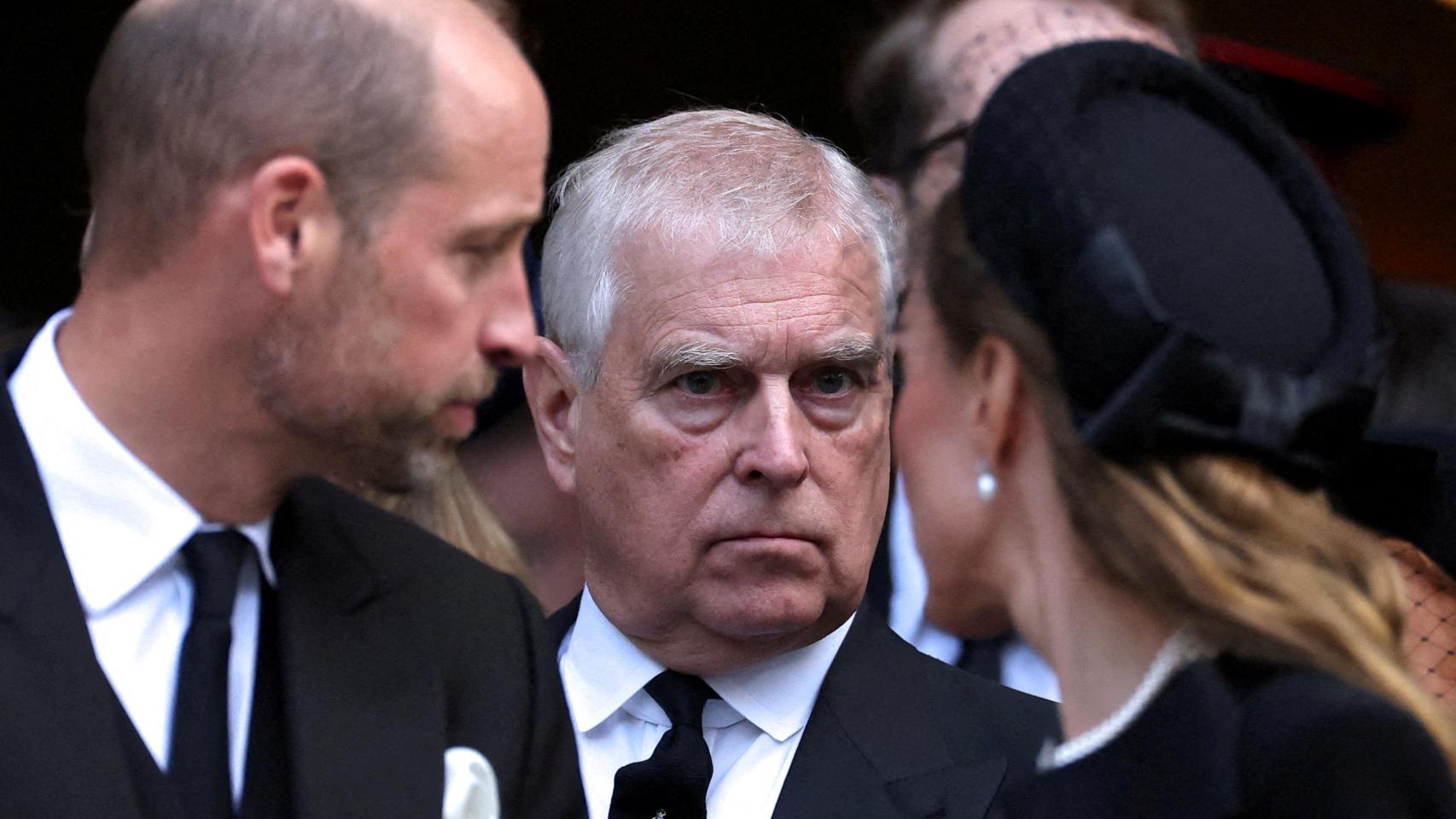 El Gobierno británico evalúa eliminar a Andrés de la línea de sucesión real: actualmente ocupa el octavo puesto