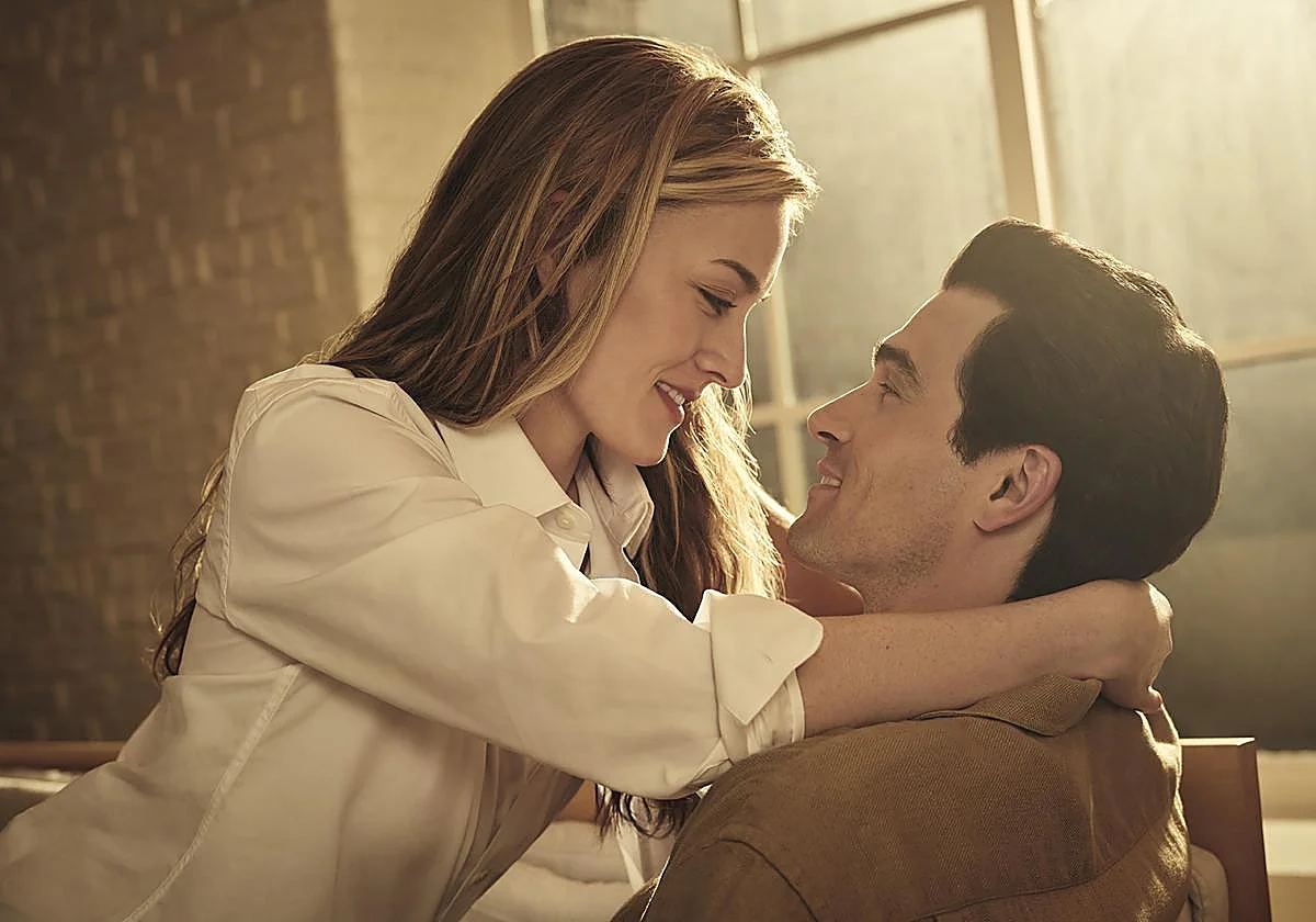 'Love story: John F. Kennedy Jr. y Carolyn Bessette'. Minimalismo de los 90